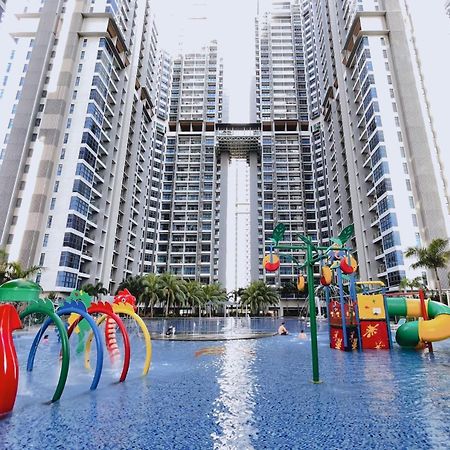 Atlantis Residences Melaka By Heystay Management Exterior foto